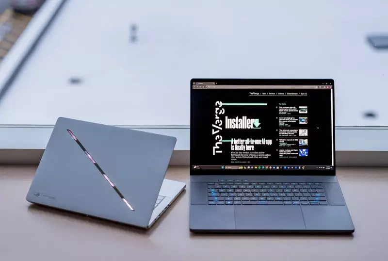 Asus predstavila igrovye noutbuki rog zephyrus g14 i g16 c bystrymi oled ekranami i novejshimi chipami intel i amd abb60c8.jpg