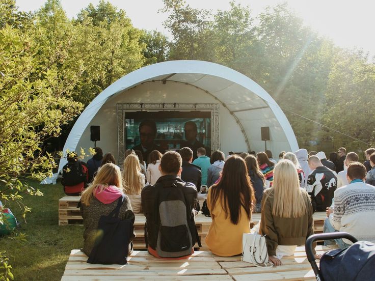 Встретимся на «Каникулах»: новый культурный фестиваль пройдет летом в музее-заповеднике «Горки Ленинские»