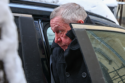 Mihail efremov mozhet snova zapit na fone problem s zhenoj d7afffa.jpg