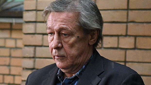 Smi efremov tajno prostilsja s mittoj f97846a.jpg