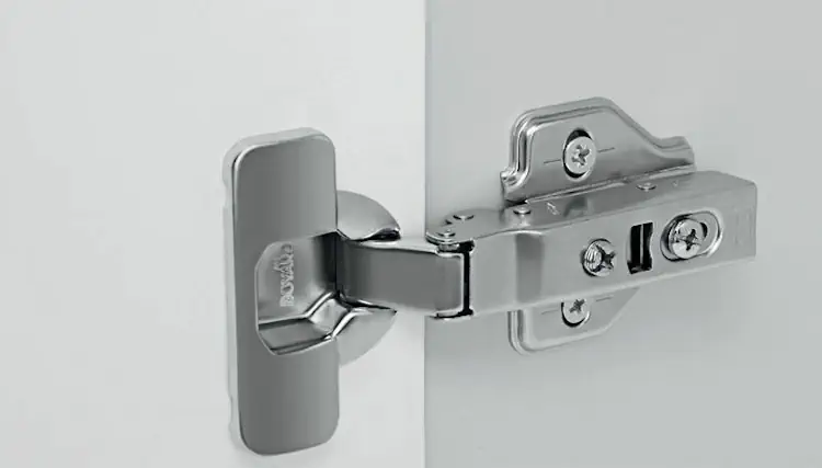 Почему мебель с характером начинается с европейской фурнитуры