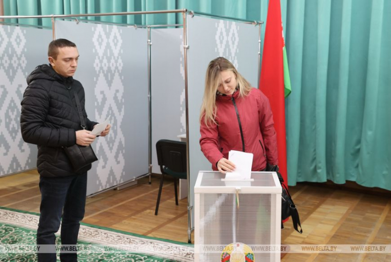 Наблюдатель от БСЖ в Гомеле: избиратели очень активны, все понимают важность события